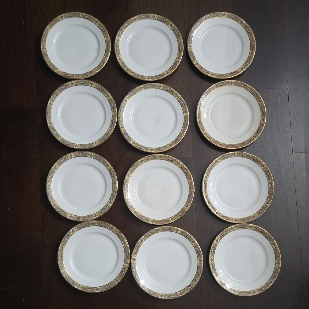 Homer Laughlin C 7N 12-pc Set - 6 7/8 in White Plates with Gold Trim